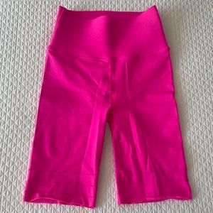 BRAND NEW Unused Fabletics Athletic Biker Shorts Pink Size Small